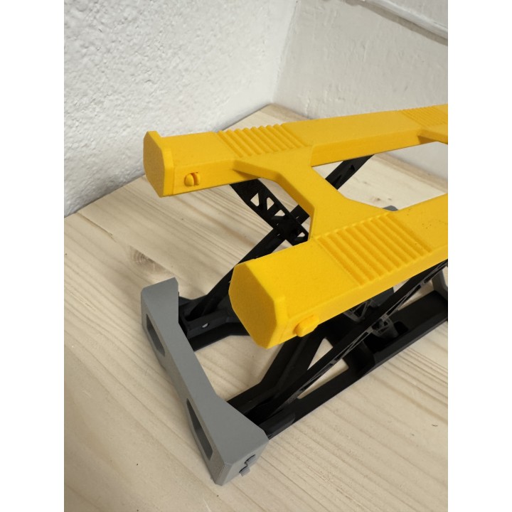 Piattaforma Sollevatrice per Modellini