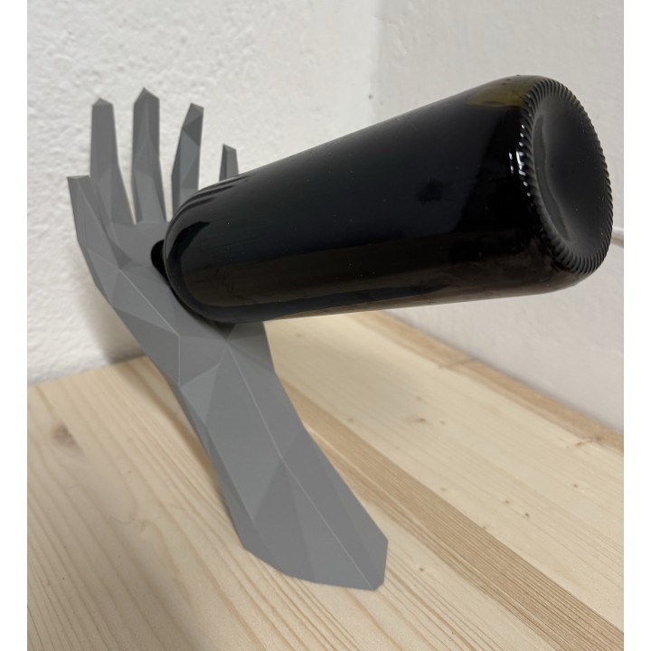 Porta bottiglia di design – Mano scultorea